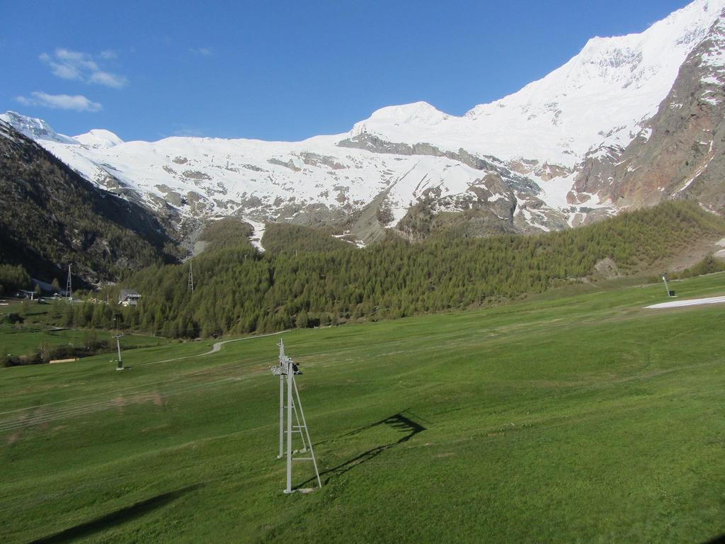 Dolce Vita Saas-Fee Room photo